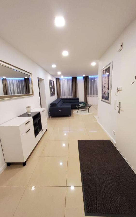 3 Zimmer Wohnung - Keine Party Wohnung ! 6 Personen 杜塞尔多夫 外观 照片