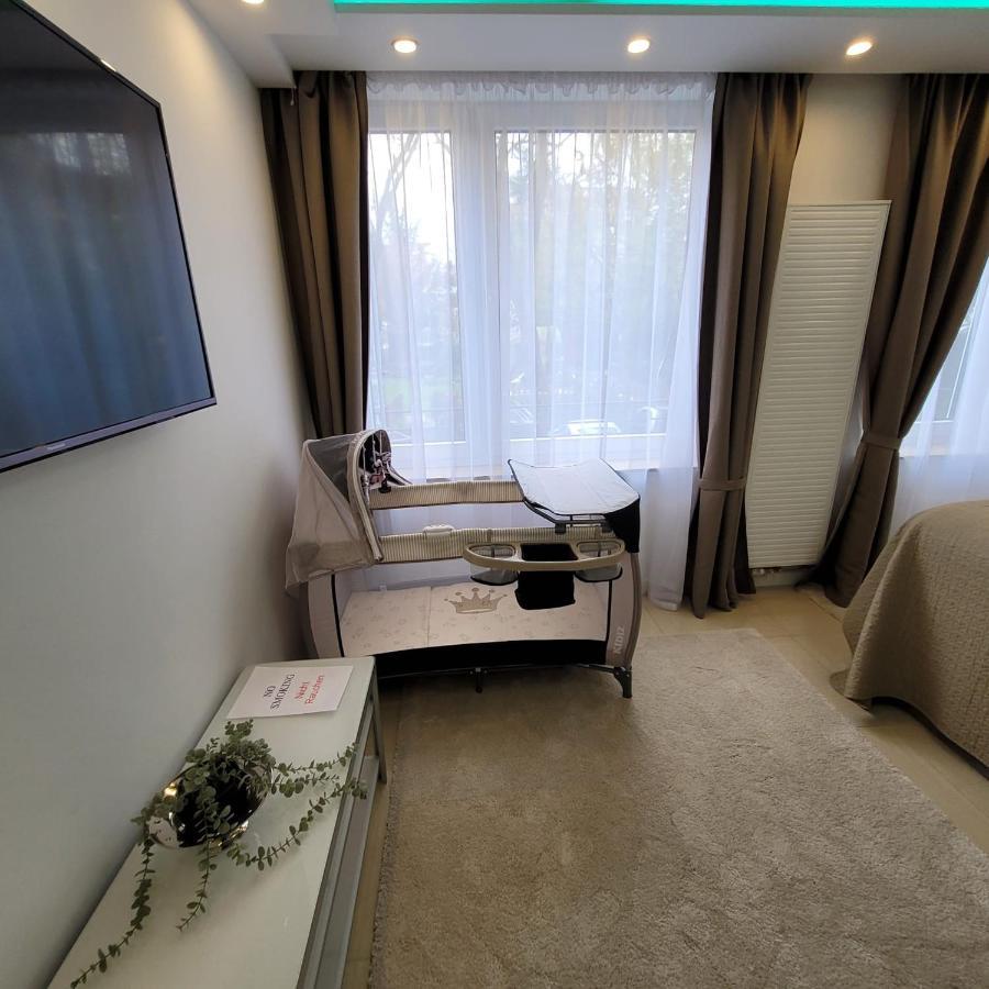3 Zimmer Wohnung - Keine Party Wohnung ! 6 Personen 杜塞尔多夫 外观 照片